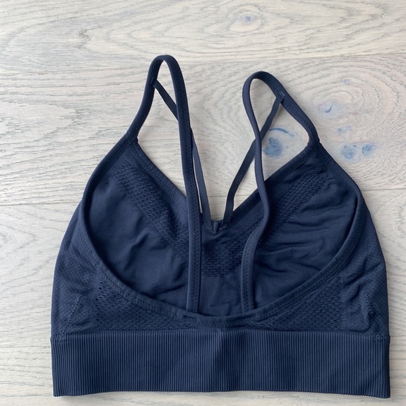 Nike dri-fit sports bra - Picture 2 of 3